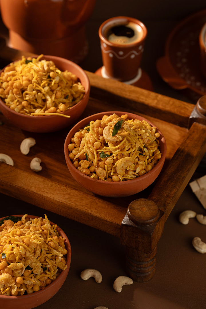 Pothgaal Sweets Kaju Mixture - 250 gms